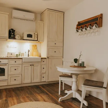 Neidhardt Vendeghaz Apartment Boly Exterior photo