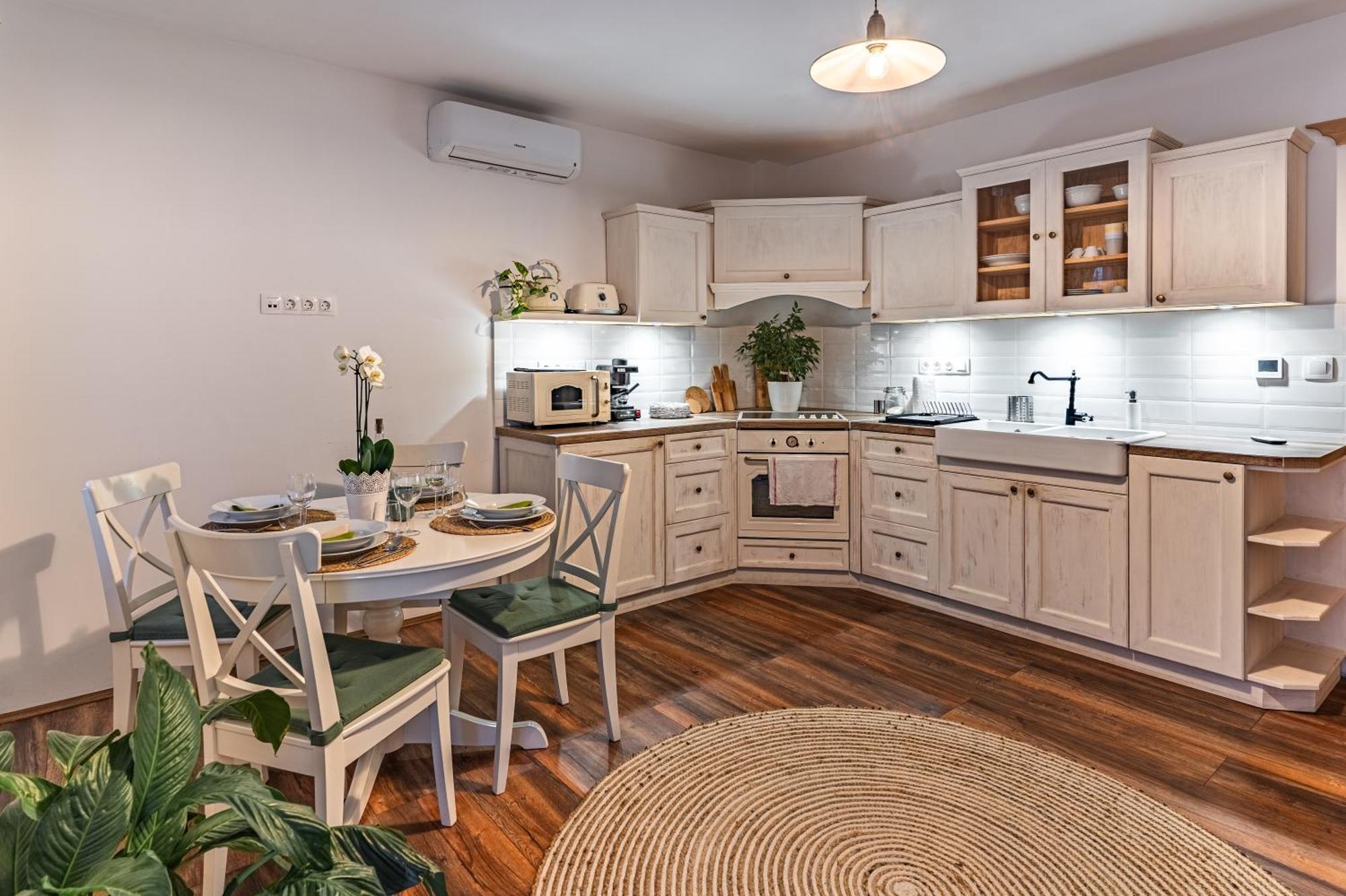 Apartament Neidhardt Vendeghaz *
