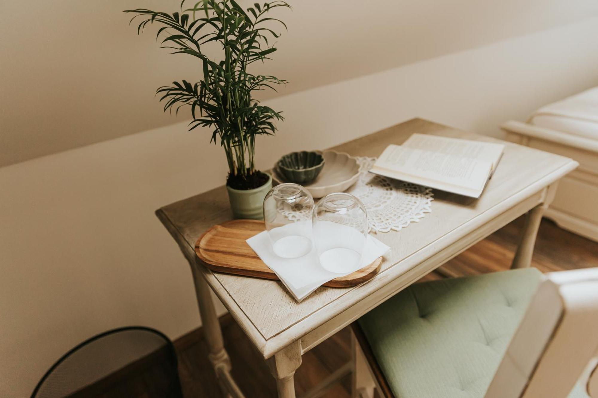 Neidhardt Vendeghaz Apartment Boly