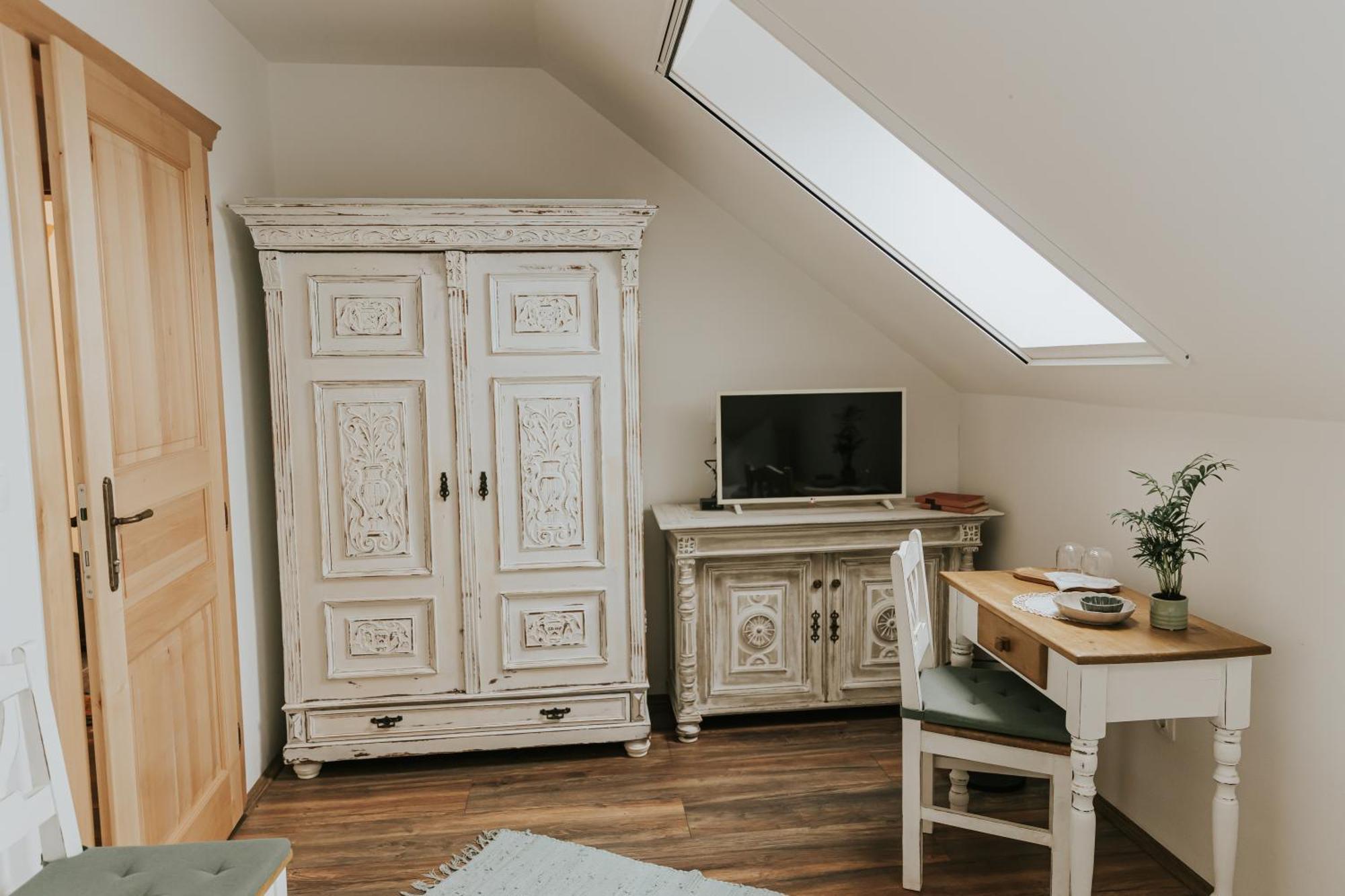 Neidhardt Vendeghaz Apartment